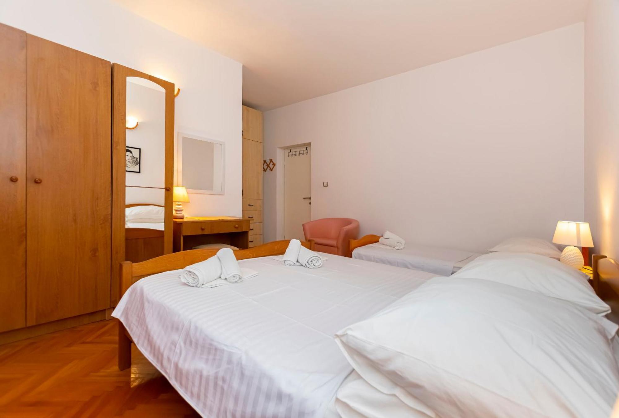 Apartments Tonci Duće Extérieur photo